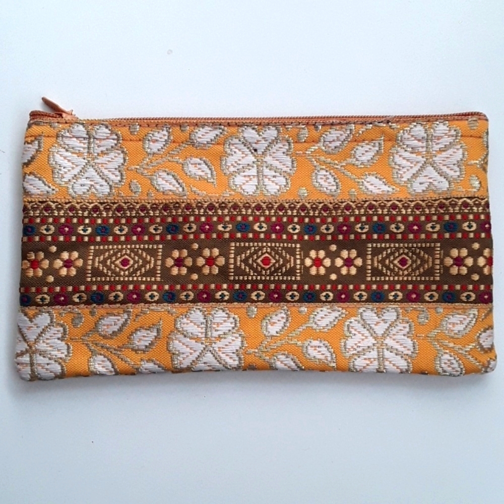 YELLOW SILK COSMETICS/MULTIPURPOSE BAG